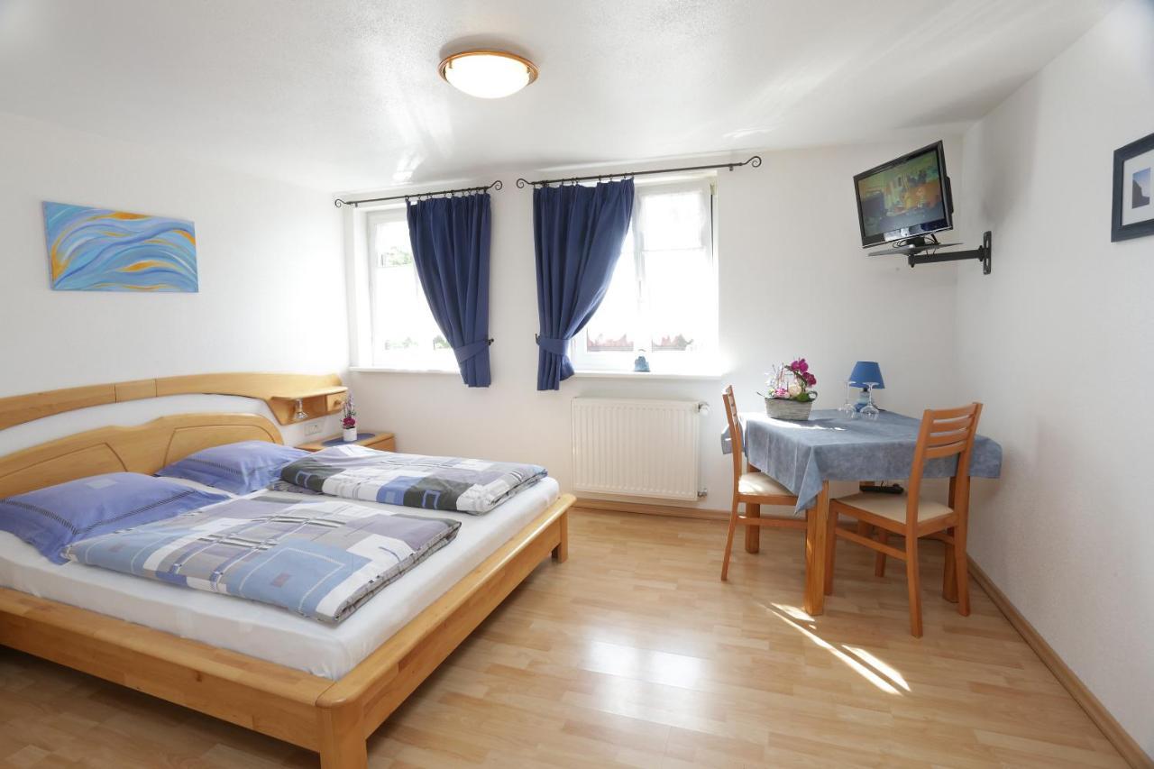 Bed and Breakfast Sylvie Fahrer Et Fils Saint-Hippolyte  Esterno foto