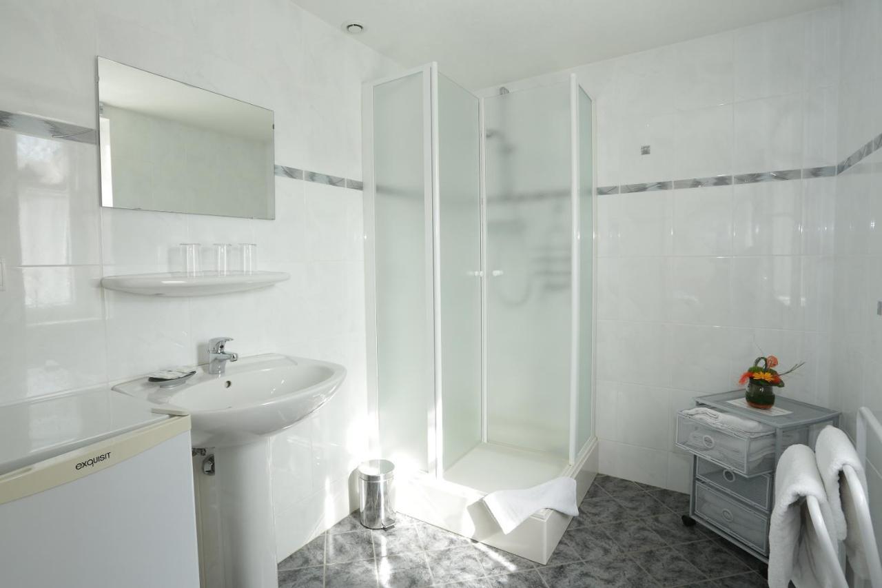 Bed and Breakfast Sylvie Fahrer Et Fils Saint-Hippolyte  Esterno foto